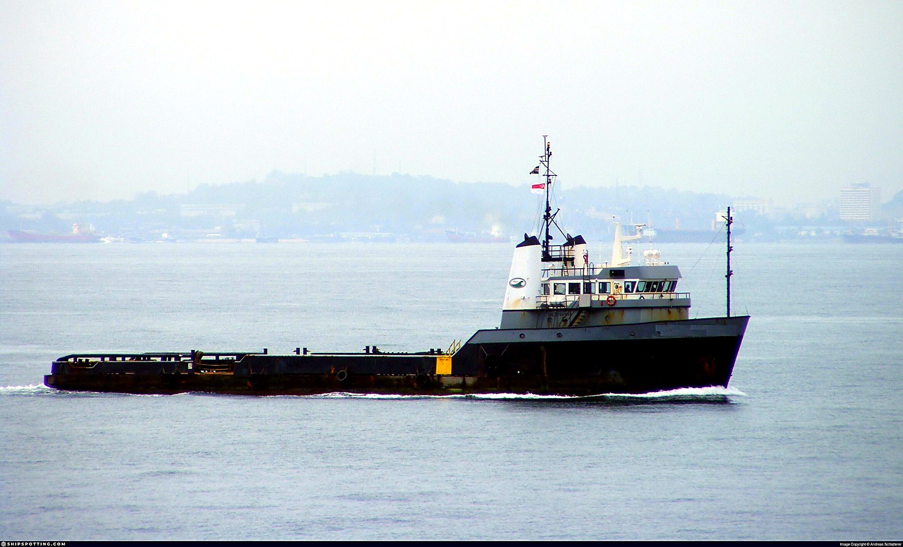 Offshore support vessel